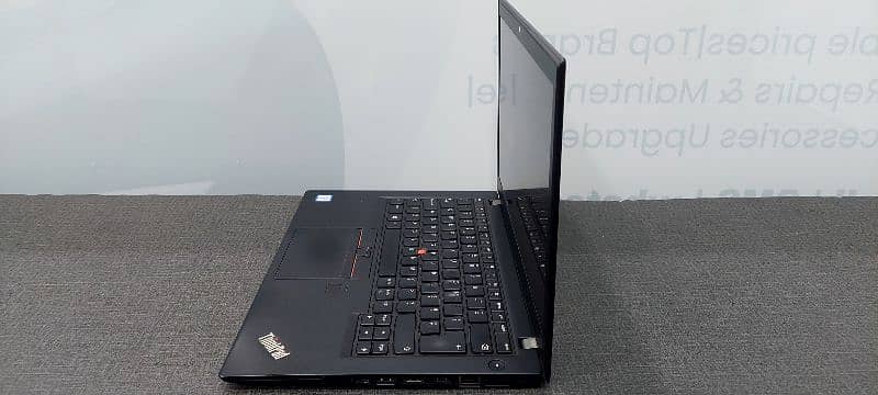 Lenovo ThinkPad T470s core i5-7 gen 8 gb ram 256 ssd 4