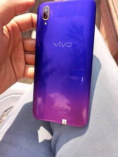 Vivo y97 8 256 complete box new just urgent sell