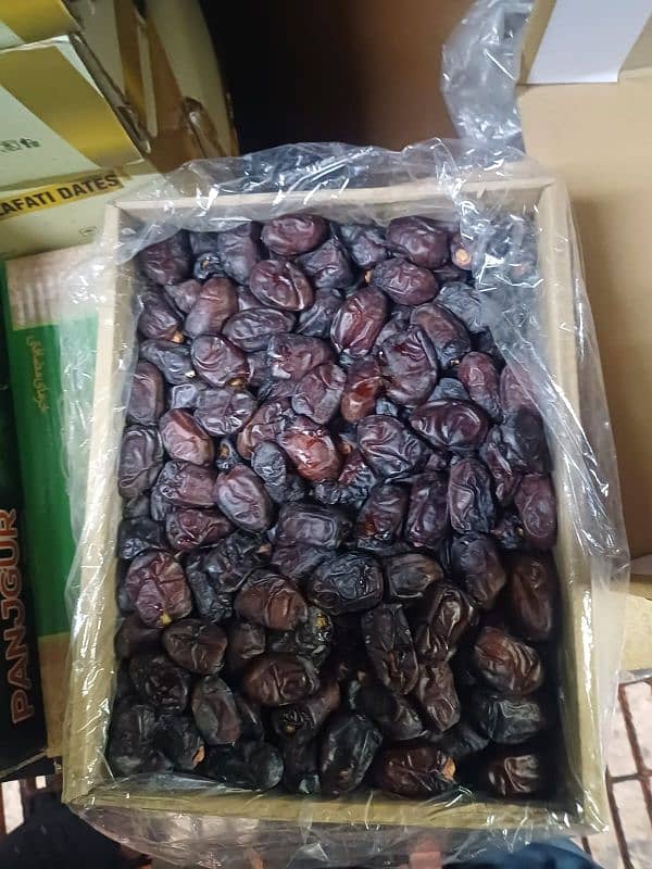 Fresh Iranian Dates Baamb 2