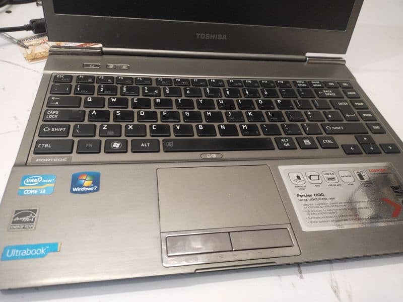 Toshiba Z830 smile laptop Hot tyap 0