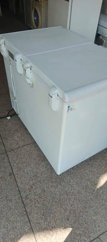 Haier Freezers  like New,9/10 Conditione Reasonable price Total geniun 9