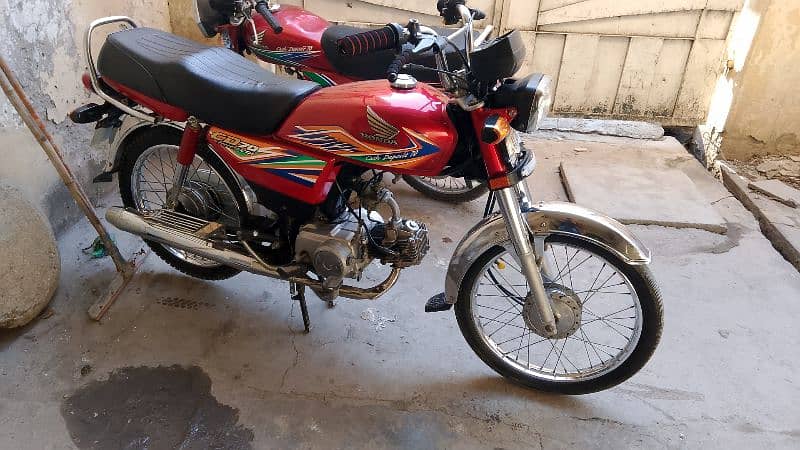 Honda cd 70 excellent condition urgent sale 3