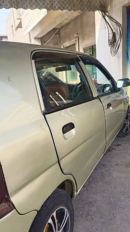 Suzuki Alto 2000 4