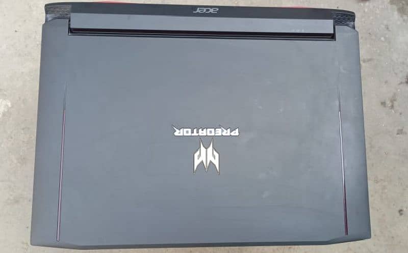 Acer Predator 17 Core i7 - 7th Gen 3