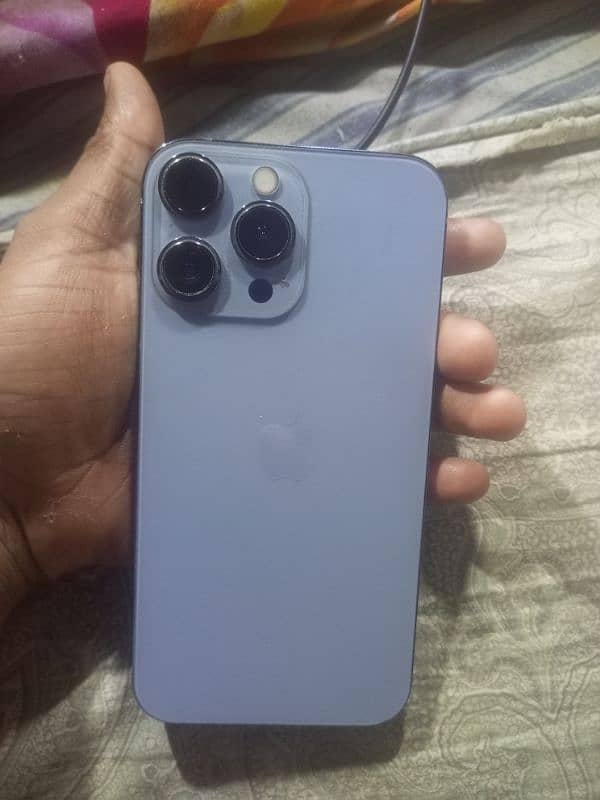 i phone xr convrt 1