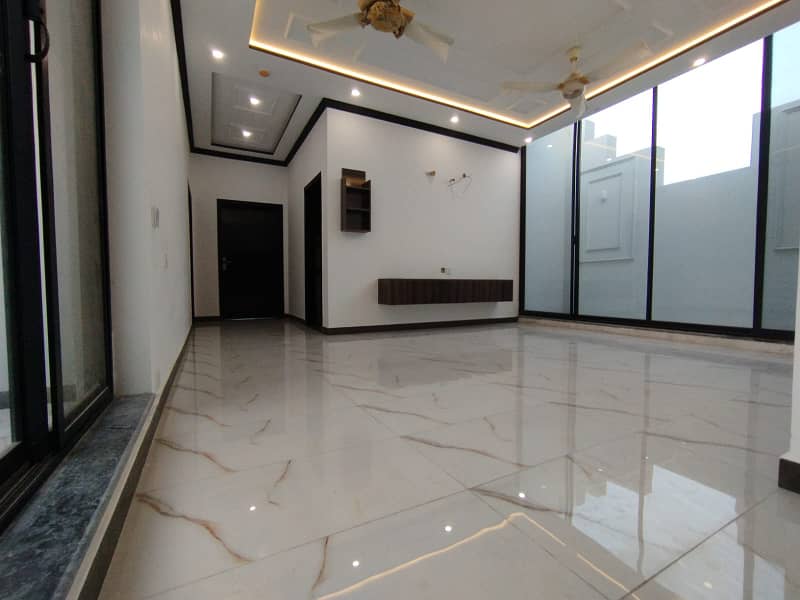 Brand New Upper Portion Available For Rent with Servant Quarter Rent in your Budget 6