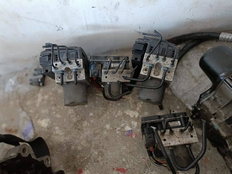 range Rover bmw Mercedes Audi Porsche rolls Royce engine steering gear 13