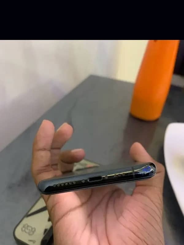 iPhone 11 Pro non pta 10/9 1