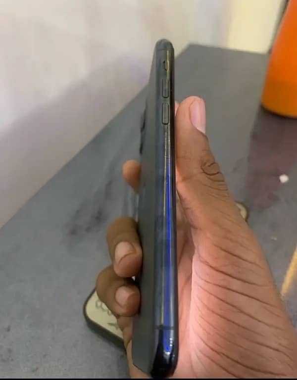 iPhone 11 Pro non pta 10/9 2