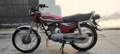 Honda 125 2015 Fit Engine first owner complete documents