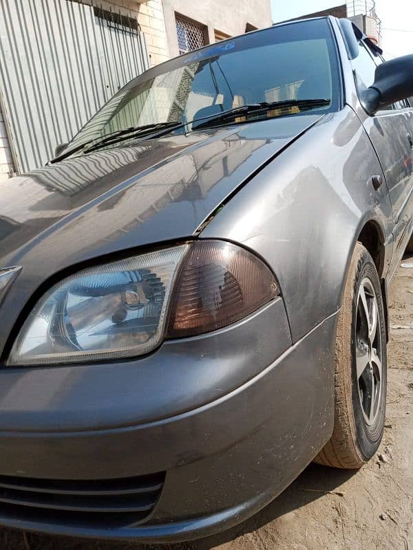 Suzuki Cultus 2012 4