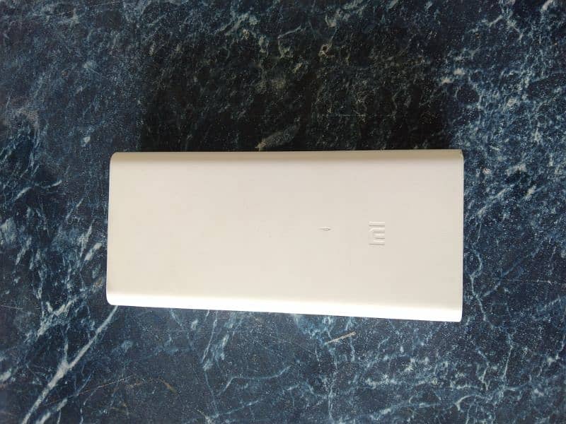 xiomi power bank 20000 mAh battery. . dual chargering port . . original 1