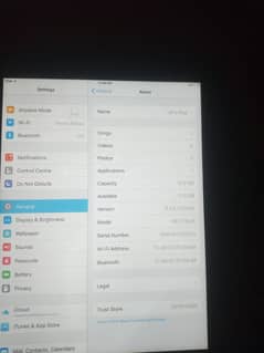 Ipad 2nd generation 16GB ID locked TAB (left corner little bit Broken)