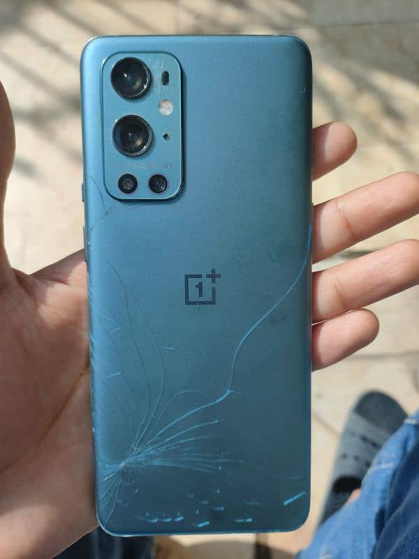 OnePlus 9 Pro 5G (12/256GB) - Cracked Front & Back, Fully Functional 3