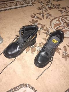 original caterpillar boot Dubai import.