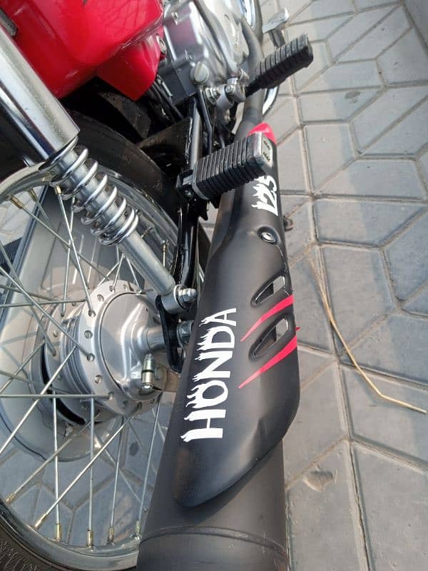 Honda 125 Lush Condition 8