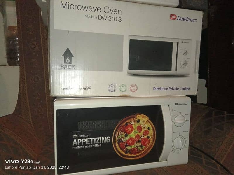 Dawlance microwave oven brand new condition 2