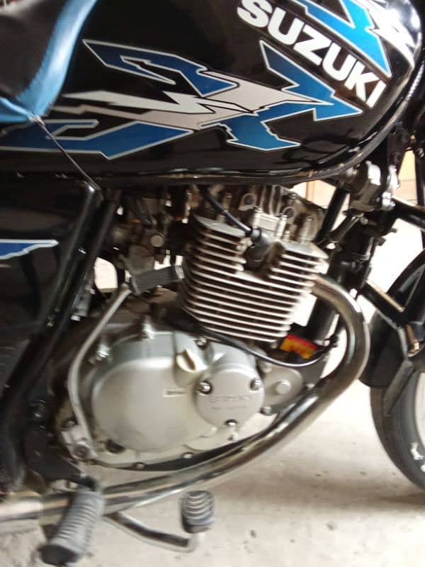 Suzuki Gs 150 1