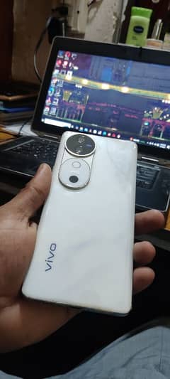 Vivo v40