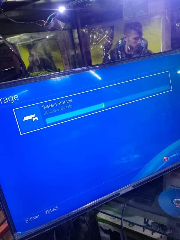 PS4 slim 10/10 Condition 03084017127 8