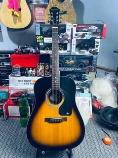 Epiphone Dr-100 Semi Acoustic guitar professhional