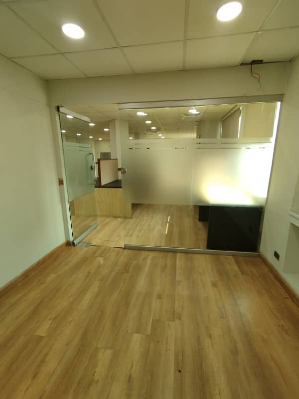 1800 Sq Feet Office For Rent In Gulberg 9