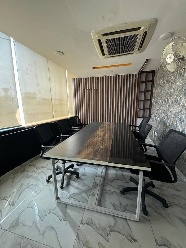 1500 S/f Office For Rent In Gulberg 3