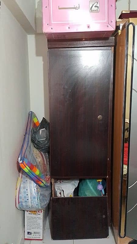 wardrobe cupboard 1