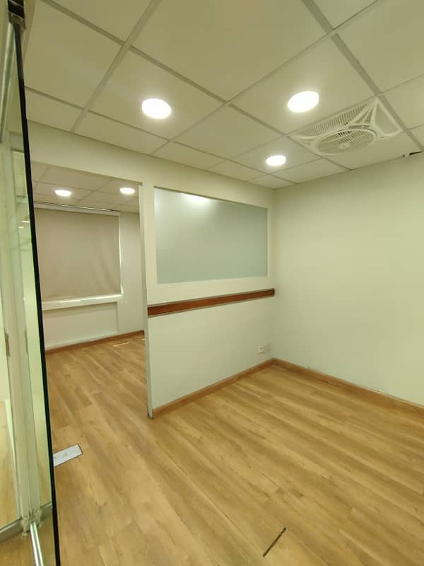 1200Sqf Office For Rent In Gulberg 4