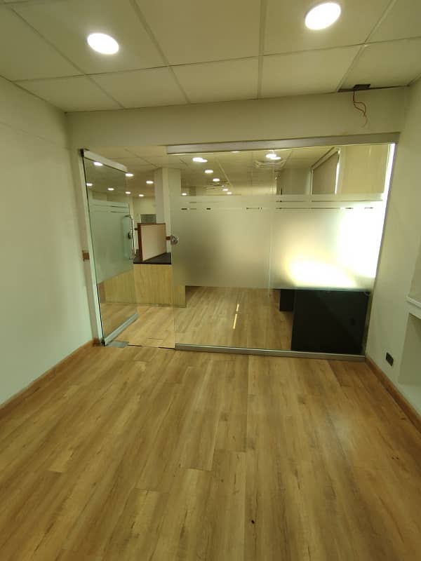 1200Sqf Office For Rent In Gulberg 9