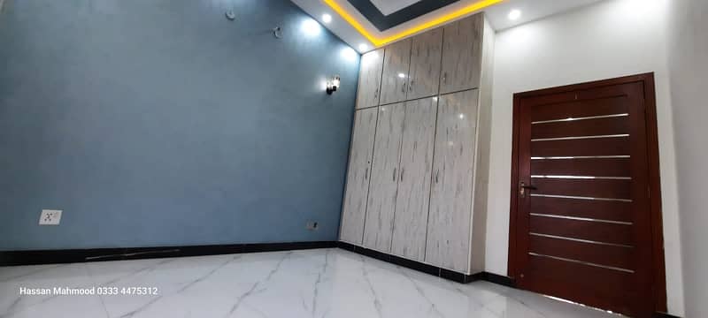 1 Kanal Upper portion new type for rent wapda Town ph1 block k2 6