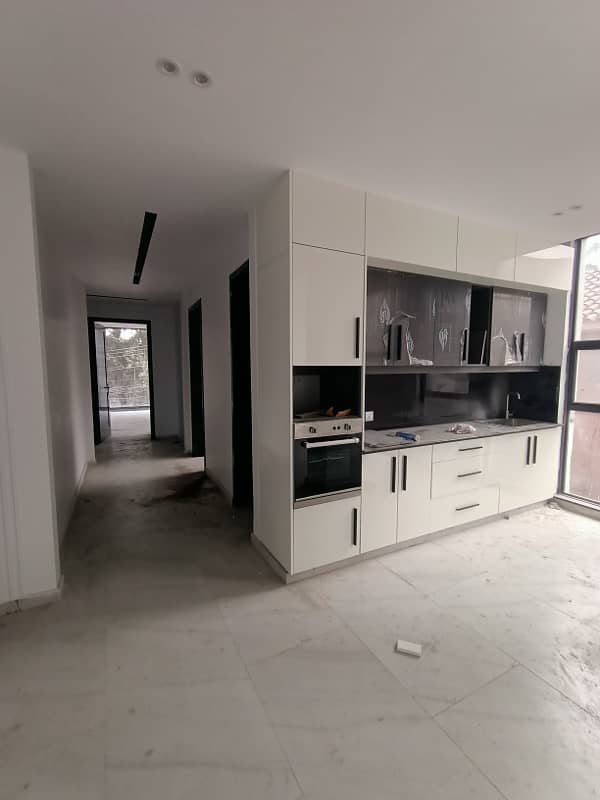 Luxury Well Brand New Apartment For Rent 2