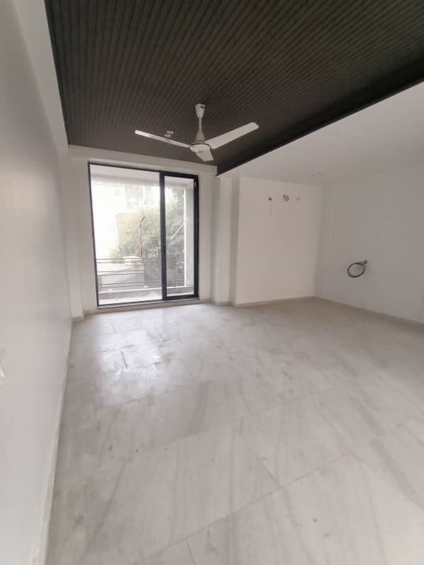 Luxury Well Brand New Apartment For Rent 3