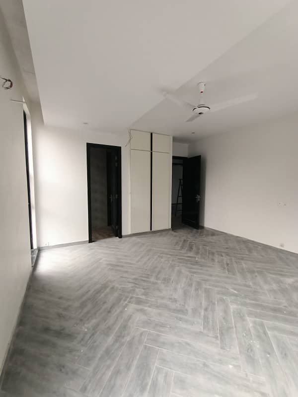 Luxury Well Brand New Apartment For Rent 5