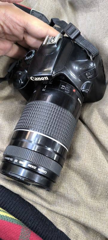 Canon DSLR 7