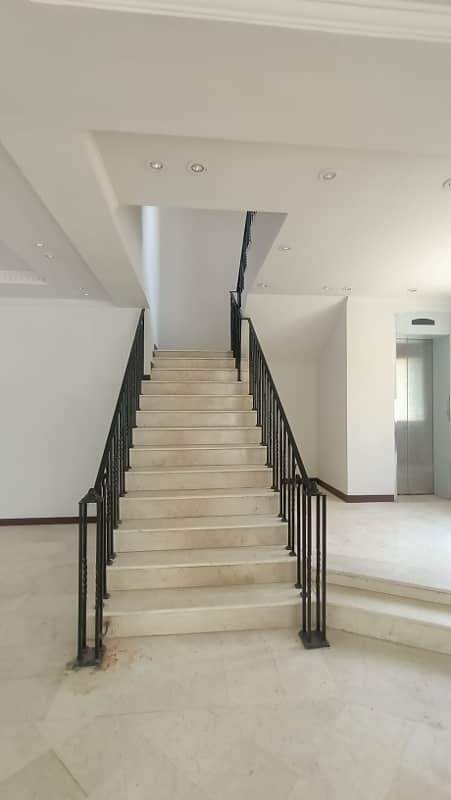 Building For Rent On Main Boulevard Gulberg 16