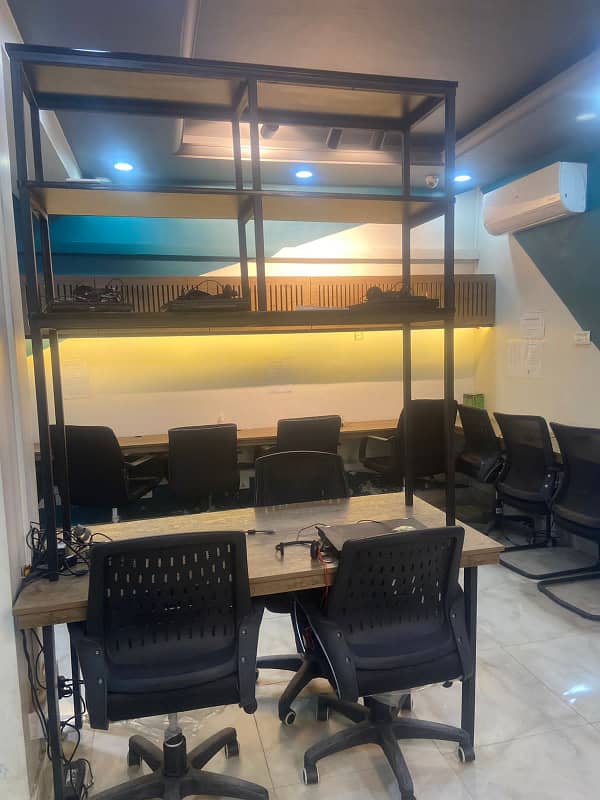 Well Maintained 5000 Sq. ft Office For Rent In Gulberg 4