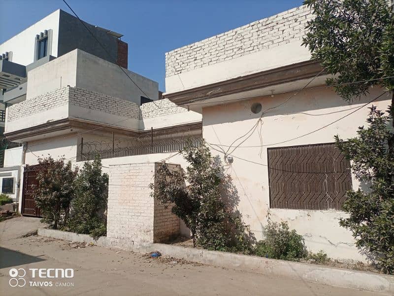 house for sale. opp chiniot city near shamshad masjid setlitetown 3