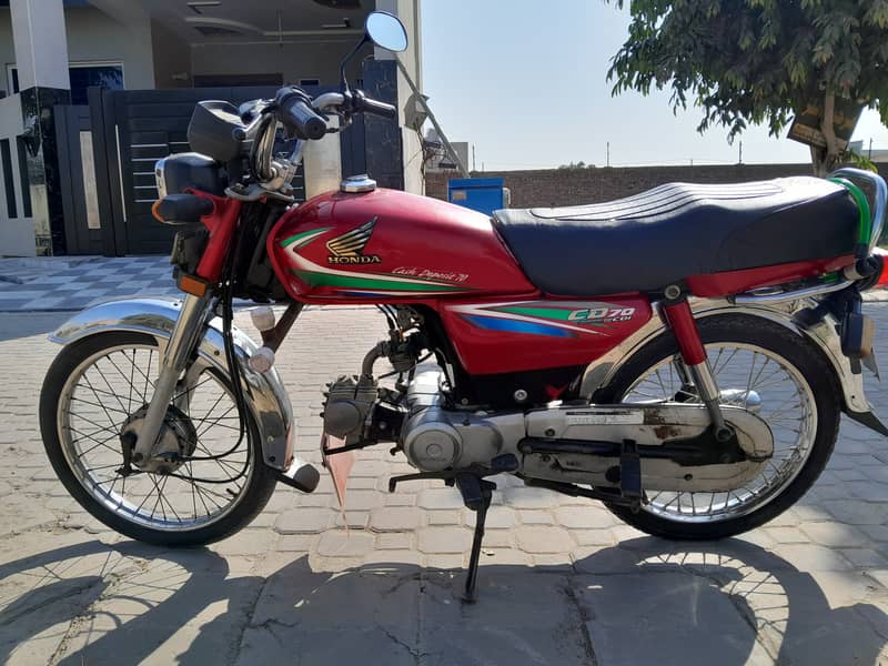 Honda CD-70 2016model, Zee gardens 4