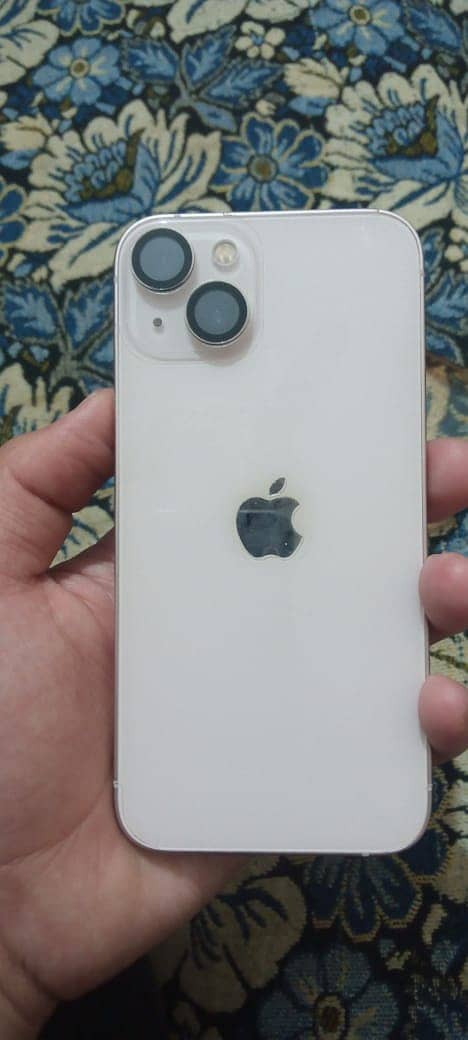 Apple iPhone 13 0