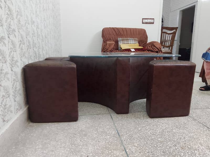 Table for sell urgent need 0