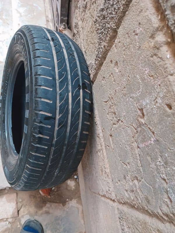 4 Tubeless tyres for sale vitz 2008,13 1