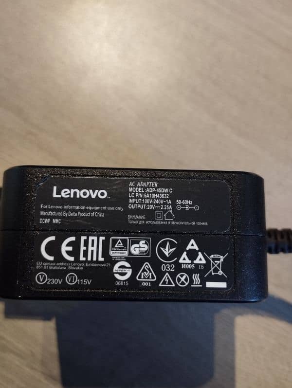 Lenovo laptop charger original 0