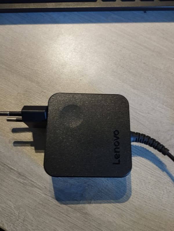 Lenovo laptop charger original 1