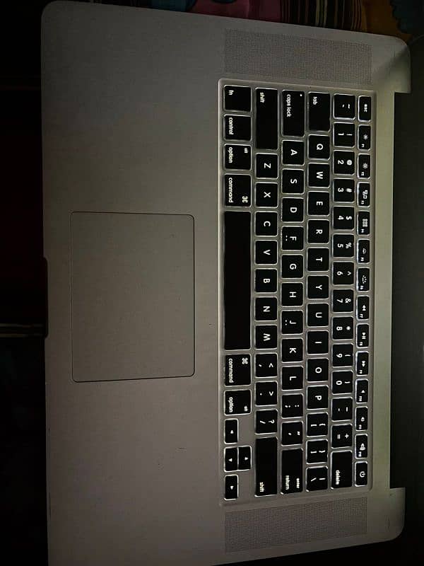 MacBook pro mid 2014 3