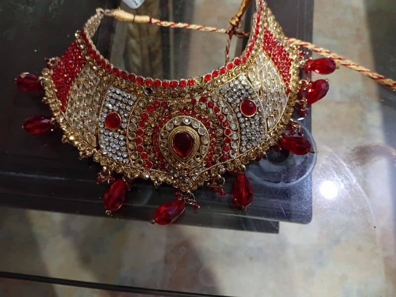 one time used jewellery set 0