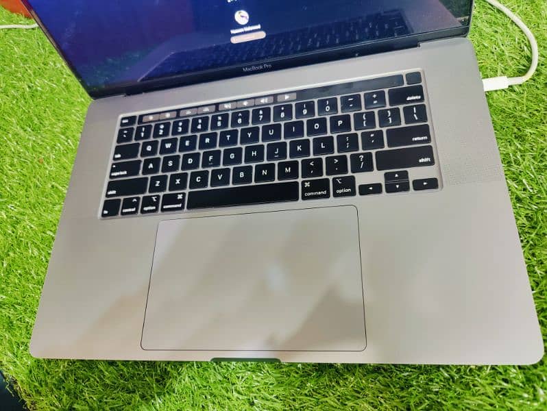 MacBook pro 2019, 16 inch, 10/10, touchbar, 16/512, 359 cycles, All ok 3