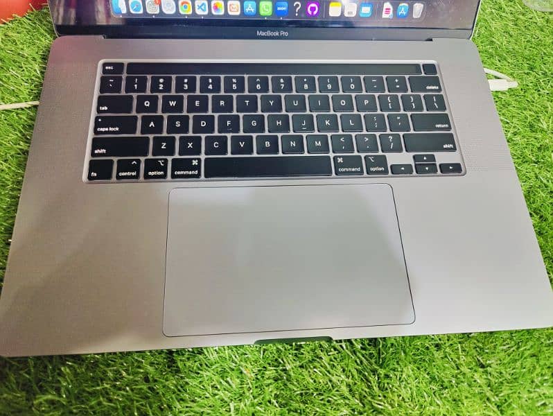 MacBook pro 2019, 16 inch, 10/10, touchbar, 16/512, 359 cycles, All ok 8