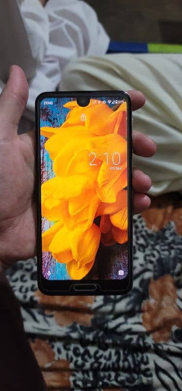 aquos r2 10 by 8 condition 1