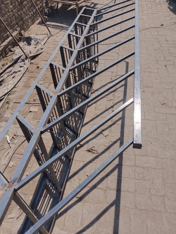 Iron stair Heavy material like new 0